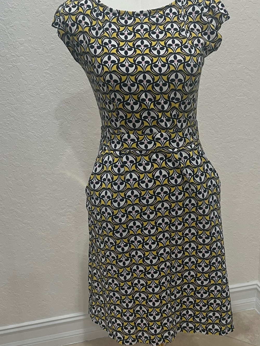 Boden Size 2 Dress